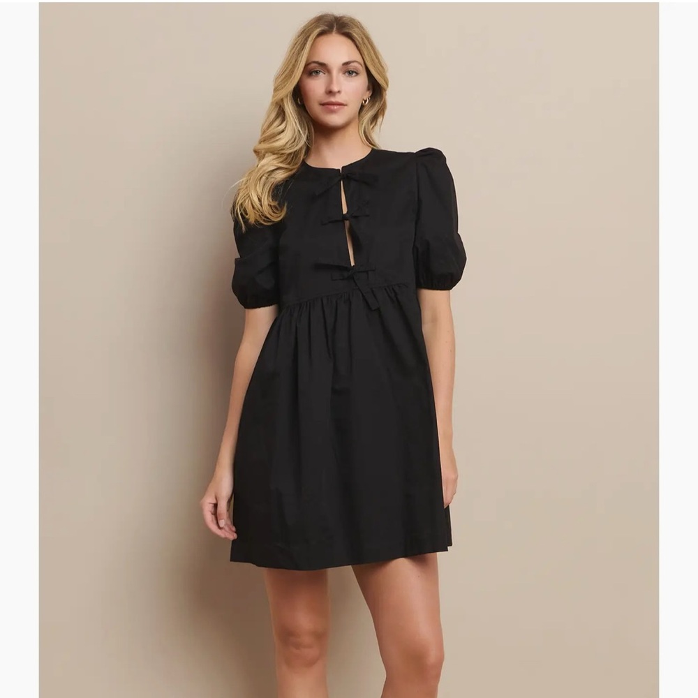 Black Babydoll Dress with Puff Sleeves and Peter Pan Collar